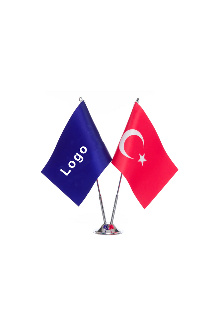 İkili Masa Bayrağı (Krom Direkli) – ön görünüm