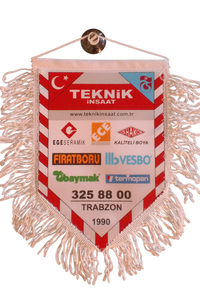 Firma Tanıtım Beşgen Flama – ön görünüm