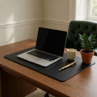 Siyah hakiki deri masa pedi, laptop ile kullanım